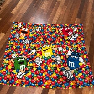 M&M'S CANDY MULTI-COLOR FLEECE BLANKET 58” X 48” Super Cute Fun!!